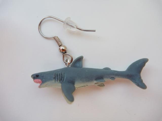 Hai Ohrringe - zum Schließen ins Bild klicken