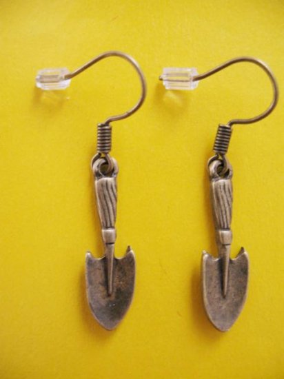 Shovels Earrings - Click Image to Close