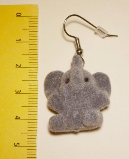 Elephant Earrings grey - Click Image to Close
