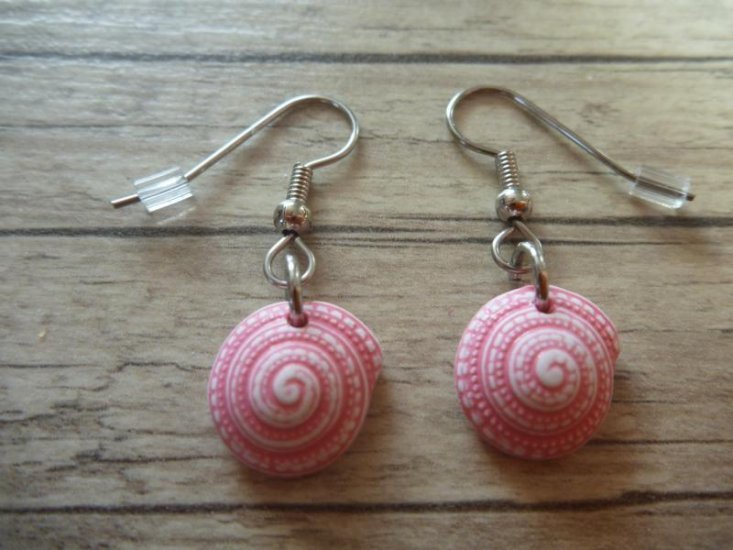 Marine Animals Snail pink Earrings - Click Image to Close