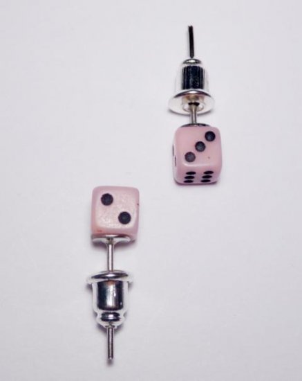 Ear Stud Dices pink - Click Image to Close
