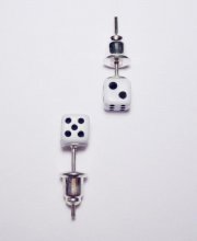 Ear Stud Dices white