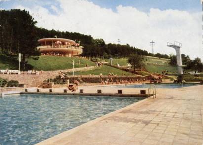 Bad Kissingen Terassen-Schwimmbad am Ballinghain - zum Schließen ins Bild klicken