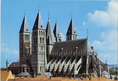 Tournai Kathedrale Notre Dame - zum Schließen ins Bild klicken
