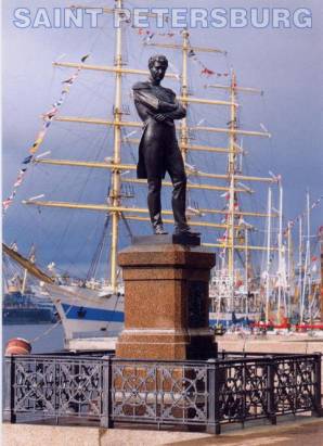 St.Petersburg Statue von Admiral Krusenstern - zum Schließen ins Bild klicken