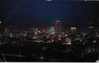 Montreal at night - Click Image to Close