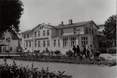 Kühlungsborn "Ostsee-Hotel" - Click Image to Close