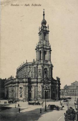 Dresden - Katholische Hofkirche - zum Schließen ins Bild klicken
