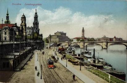 Dresden - Landungsplatz - zum Schließen ins Bild klicken