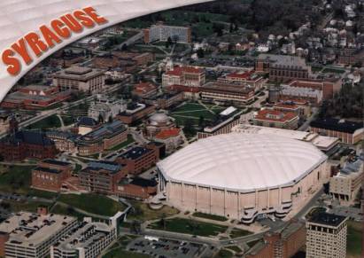 Syracuse Universität mit Carrier Dome - zum Schließen ins Bild klicken