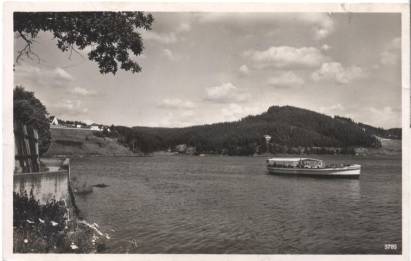 Saalburg - Blick von der Brücke n. d. Hatzenberg - zum Schließen ins Bild klicken