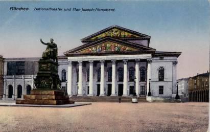München - Nationaltheater und Max-Joseph-Monument - zum Schließen ins Bild klicken