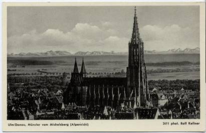 Ulm / Donau, Münster vom Michelsberg (Alpensicht) - zum Schließen ins Bild klicken
