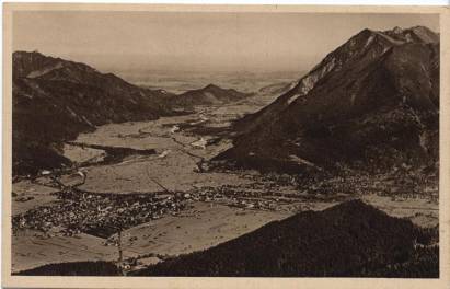 view from Kreuzeck to Garmisch-Partenkirchen and Loisachtal - Click Image to Close