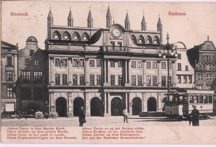Rostock Rathaus keine Postkarte, nur Papier - zum Schließen ins Bild klicken
