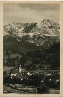 Partenkirchen mit Dreitorspitze - zum Schließen ins Bild klicken