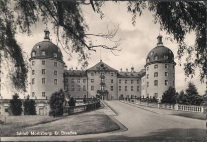 Schloß Moritzburg (Kr.Dresden) - zum Schließen ins Bild klicken