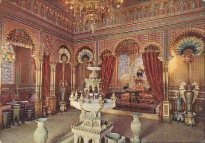 Königsschloss Linderhof - Innenraum des Maurischen Kiosks - zum Schließen ins Bild klicken