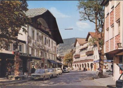 Oberammergau - Dorfstraße - zum Schließen ins Bild klicken