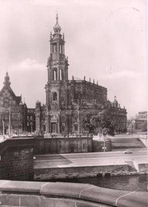 Dresden Kathedrale Katholikentreffen 1987 - zum Schließen ins Bild klicken