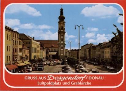 Deggendorf a.d.Donau Luitpoldplatz und Grabkirche - zum Schließen ins Bild klicken