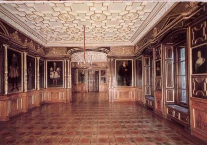 Schloss Schwerin Ahnengalerie - zum Schließen ins Bild klicken