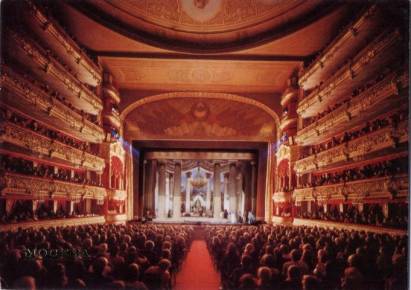 Moskau Bolschoi Theater - zum Schließen ins Bild klicken