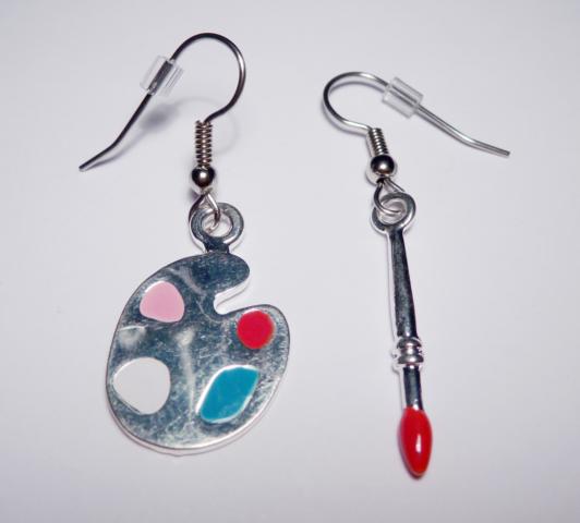 Brush and Palette Earrings - Click Image to Close