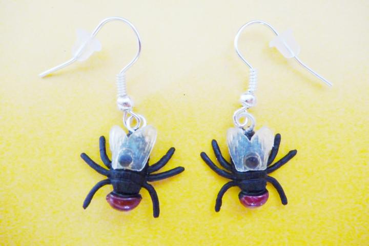 Flies Earrings - Click Image to Close
