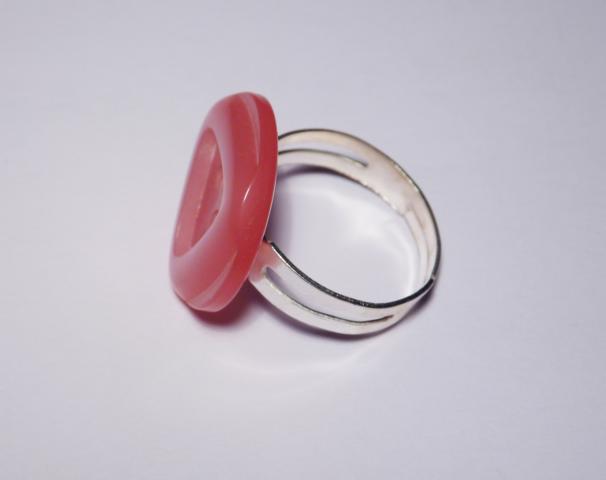 Ring Knopf pink - zum Schließen ins Bild klicken