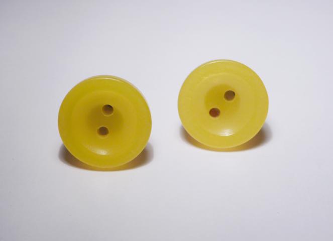 Ear Studs Buttons yellow - Click Image to Close