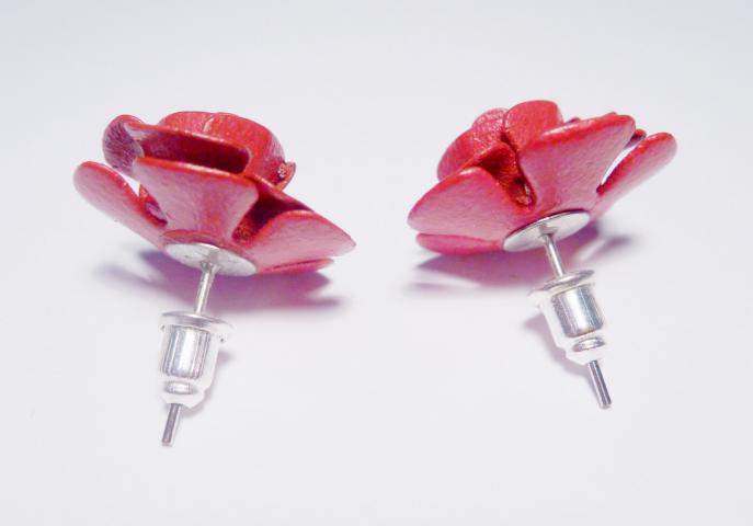 Rose Ear Stud - Click Image to Close
